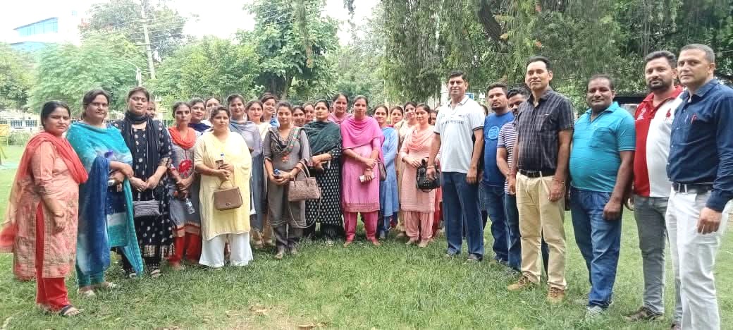 Neglected Unaided Teachers Front Punjab announces mega protest rally